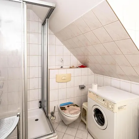 Апартаменты Fuer 5 Personen Ca 80 M In Thiessow, Mecklenburg-vorpommern Ruegen